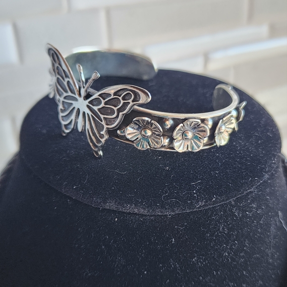 Taxco Sterling Silver Butterfly and Floral Bracelet (.925 SS) - Picture 8 of 12